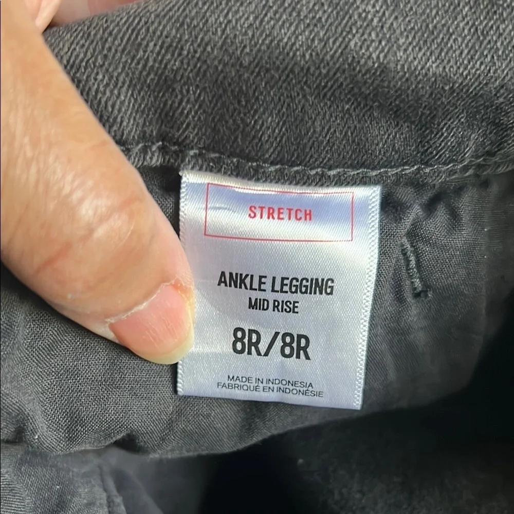 Express Gray Ankle Legging Jeans Mid Rise Size 8 - Picture 2 of 8